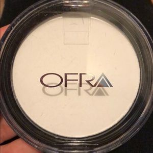OFRA OIL CONTROL PRESSED POWDER
